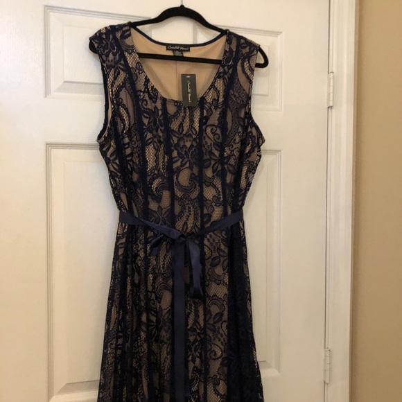 NWT Navy lace dress. sz2X - Picture 2 of 5